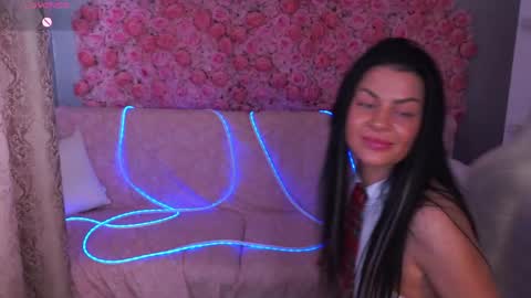 blackfoxyyyy online show from April 22, 5:47 am