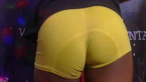 i am D.L online show from March 3, 4:36 pm