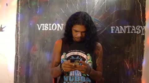 i am D.L online show from January 7, 1:14 pm