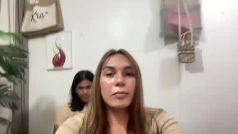 Ellez online show from February 8, 11:33 am