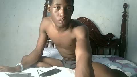 blacktwinkl online show from July 13, 10:52 am
