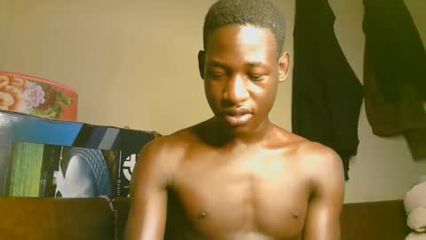 blacktwinkl online show from April 9, 8:42 am