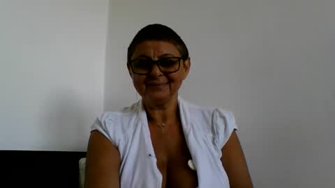 Snapshot of blackwidow05 chatting on September 27, 11:30 am Black Widow online show from September 27, 11:30 am