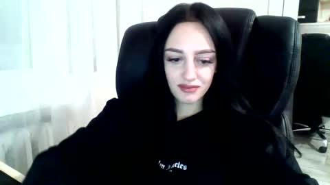 Ivy online show from January 26, 4:09 pm