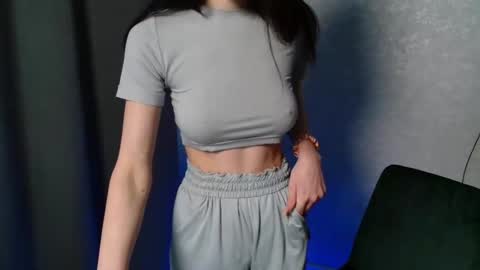 Ivy online show from April 27, 2:58 pm