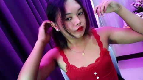 sweetyluna online show from June 18, 7:08 pm