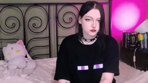 blacky_tea online show from November 14, 11:28 pm