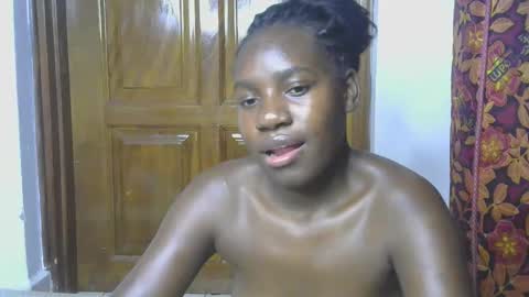 VIVIAN online show from October 21, 9:40 pm