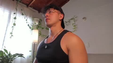 Blake Levi  Independent Model online show from May 29, 4:38 pm