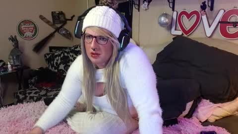 Blakely Morningstar   online show from February 6, 5:30 pm