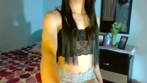 Snapshot of blakwhitebig21 chatting on February 13, 8:45 pm blakwhitebig21 online show from February 13, 8:45 pm