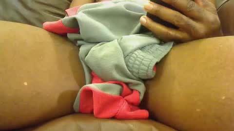 blkbiguncut10462 online show from February 9, 5:55 am