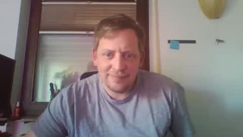 blonde32m online show from October 18, 12:09 pm