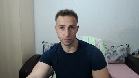 Mr Blond online show from November 27, 7:10 pm