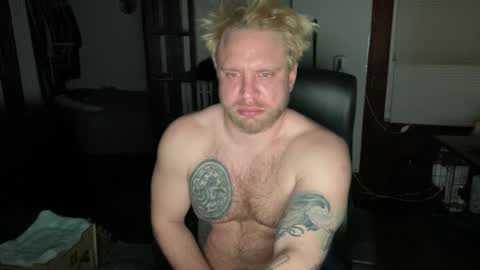 blondebluebear online show from February 26, 4:05 am