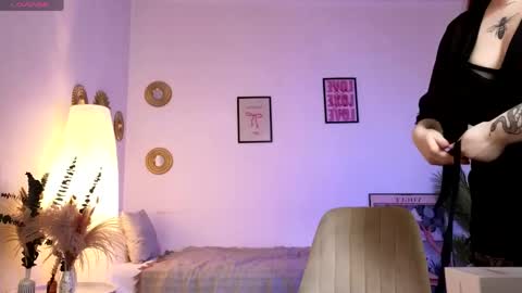 Mommy online show from April 19, 7:42 am