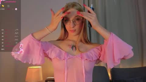 Eva online show from October 2, 2:49 pm
