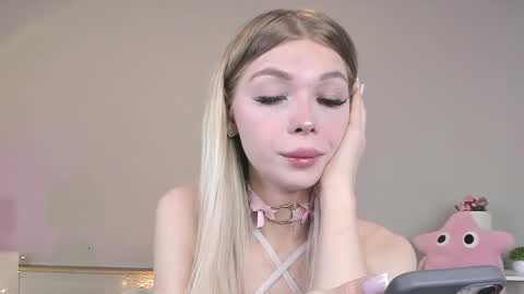 blondy_fina online show from March 24, 4:29 am