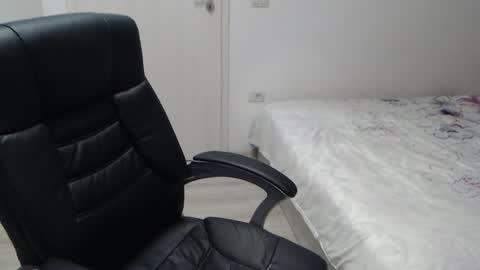 Juliet online show from February 7, 6:44 pm