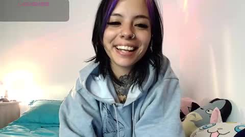 Alice bleu for friends  online show from December 10, 12:28 am