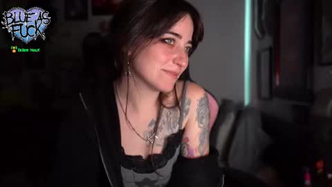 Blue online show from October 14, 12:13 am