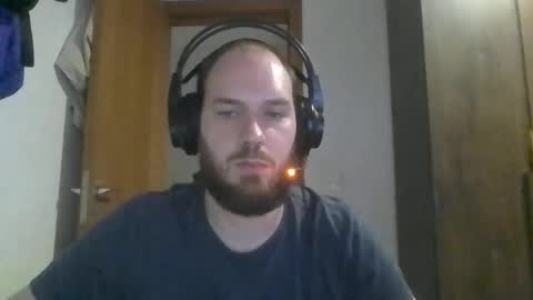 Blue online show from February 28, 10:06 pm