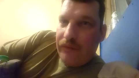 bluedemoneyes1986 online show from January 13, 4:28 am