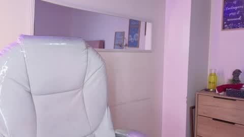        online show from June 4, 2:34 pm