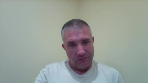 Snapshot of blueiceman5 chatting on October 21, 3:27 pm blueiceman5 online show from October 21, 3:27 pm