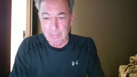 blueisles online show from March 28, 2:02 am