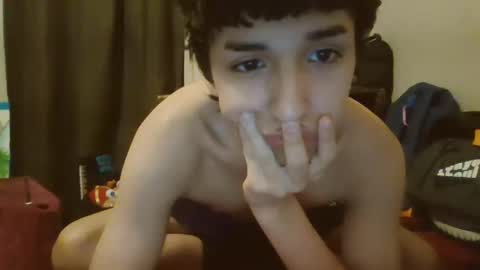 blueorigamiii369 online show from December 24, 8:11 am