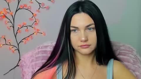 Kelly online show from December 2, 6:34 am