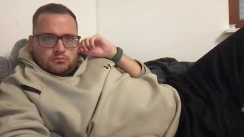 bobbele94 online show from September 23, 6:14 pm