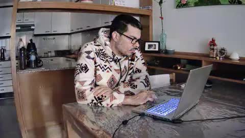 Bobber online show from November 17, 8:17 am