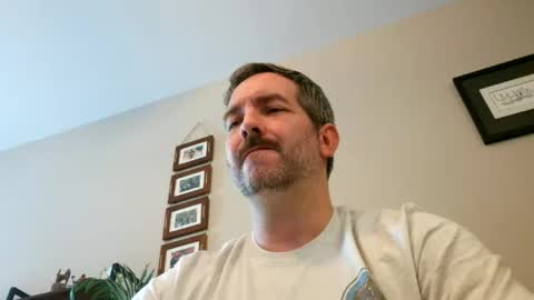 Bobchmw online show from June 21, 8:59 pm