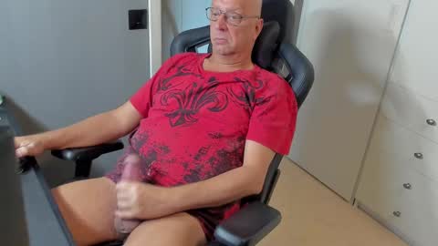 bobo_k online show from February 16, 12:54 pm