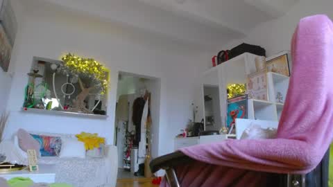 BohoBabeLaxy online show from March 29, 7:10 am