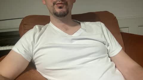 edilsonrd online show from February 12, 4:33 am