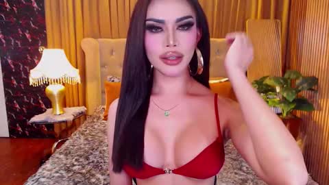 bombshellanita online show from March 18, 10:32 am
