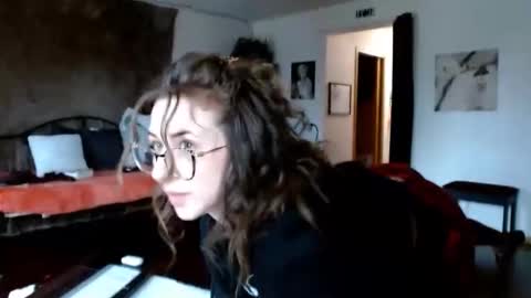 BombshellBaeby online show from April 12, 9:19 pm