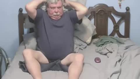 boner1961 online show from October 28, 8:37 am