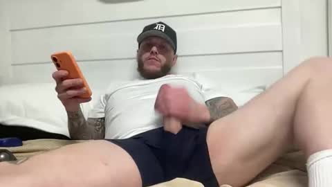 boner4you1994 online show from April 22, 7:37 am