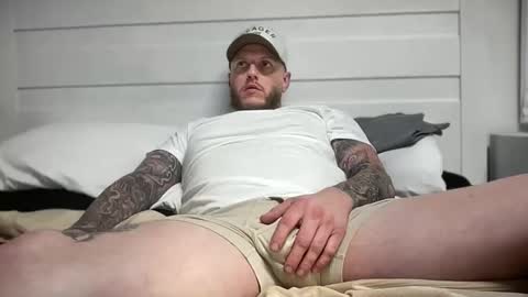 boner4you1994 online show from April 13, 8:29 am