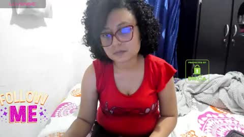 bonnie lam  hello welcome to my room I hope you have fun and you can reach your maximum pleasure here with me online show from October 31, 4:35 am