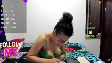 bonnie lam  hello welcome to my room I hope you have fun and you can reach your maximum pleasure here with me online show from March 24, 2:50 am