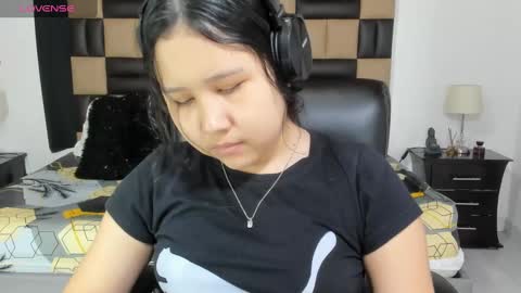 bonnydelux online show from January 17, 11:17 am