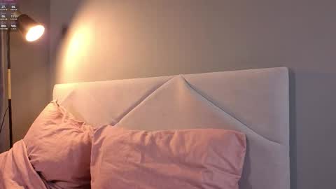 Eva online show from November 1, 3:44 pm