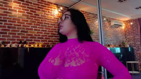 boobzilla_ online show from May 24, 5:03 am
