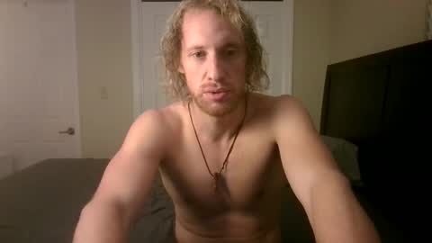 BookAndBrawn online show from December 5, 3:28 am