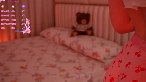 boootyfrytti online show from March 5, 7:45 pm